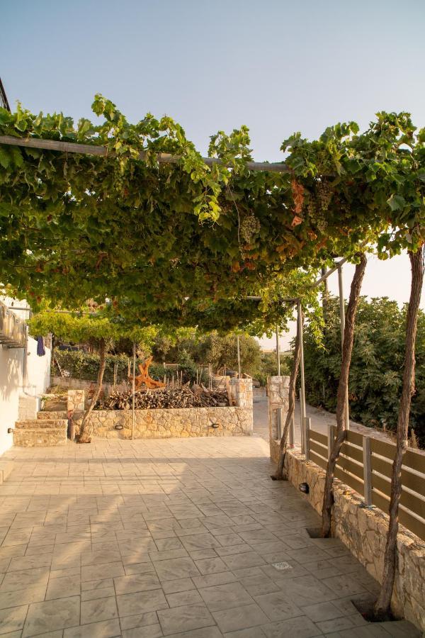 Hello Village Chania Sfakianalion Exterior photo